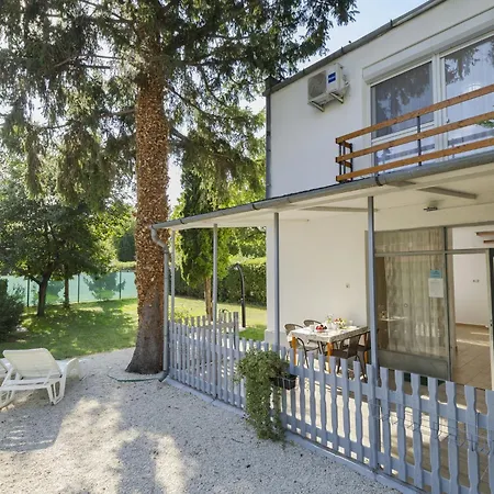 Thomas By Interhome * Siófok