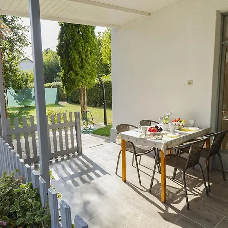 Thomas By Interhome *