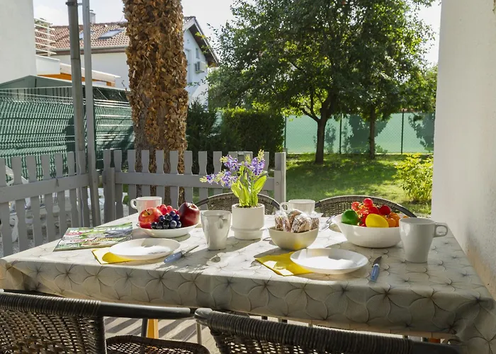 Thomas By Interhome * シオーフォク